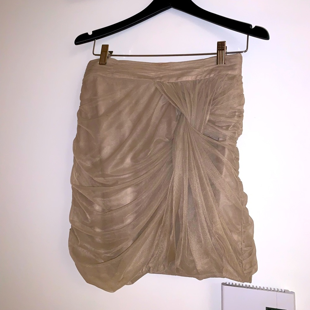 Tommy skirts in beige and blue size 4